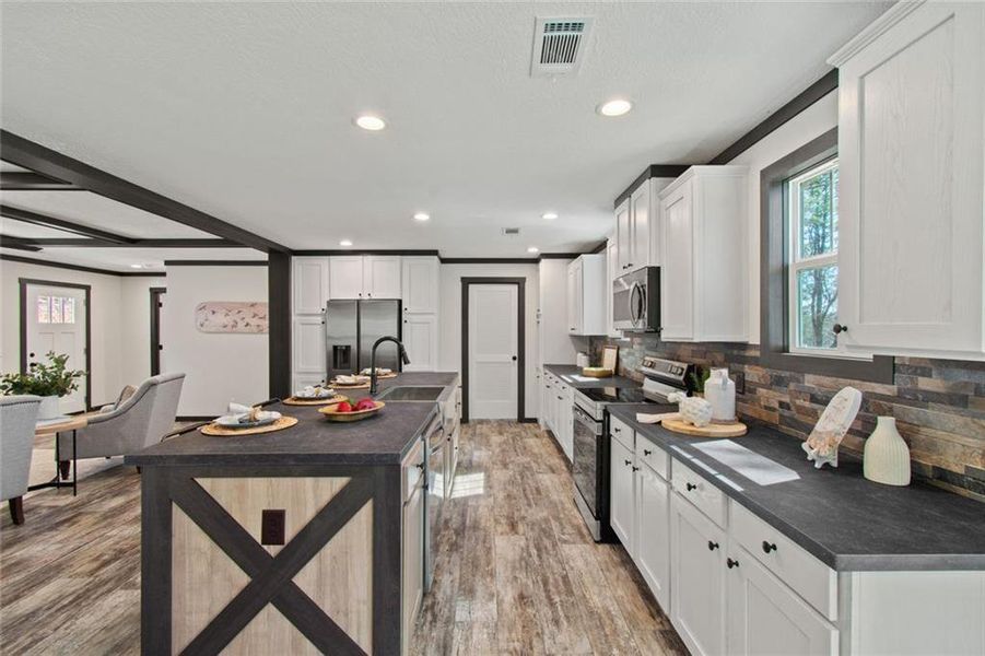 Furnished interior view inside a new home in , Waleska (Image 12).