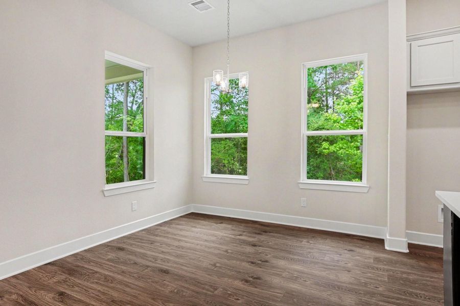 Spacious, unfurnished interior of a new home in Rose Hill Estates, Willis (Image 27).