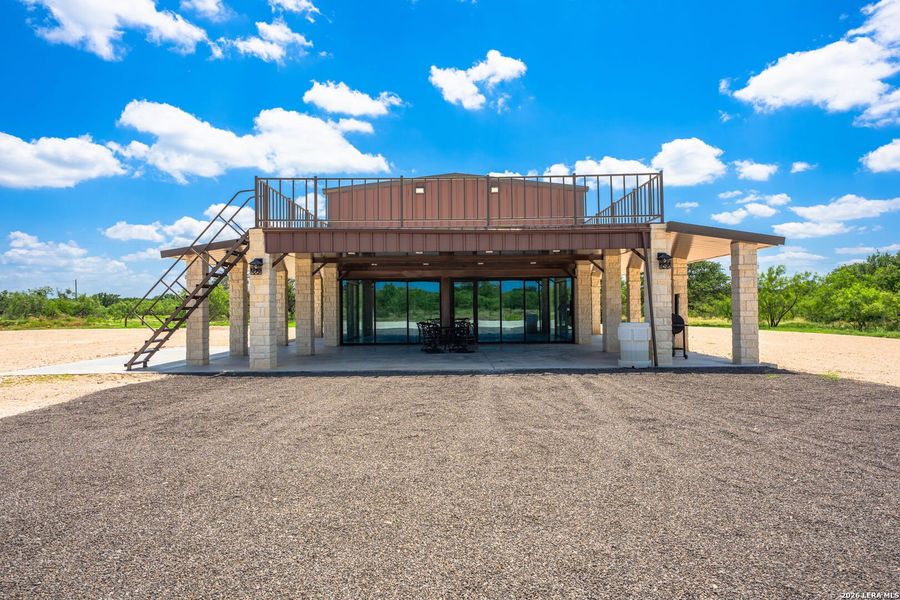 Community amenities in , Menard (Image 17). Community amenities in , Menard (Image 17).
