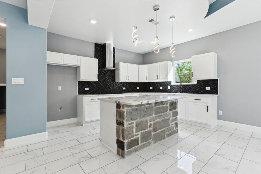 Furnished interior view inside a new home in , Cedar Creek (Image 11).