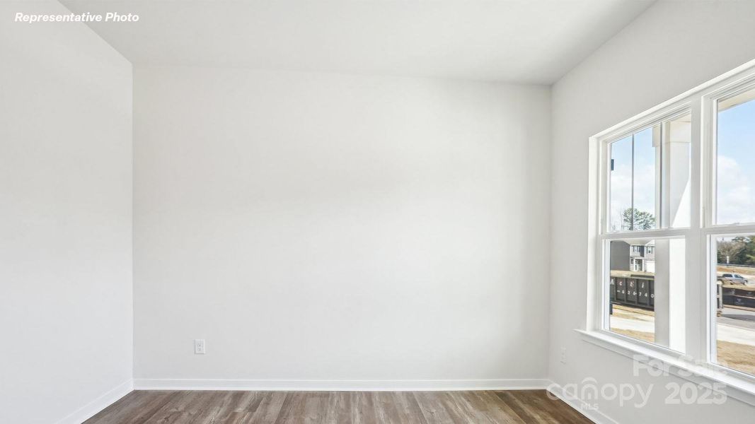 Spacious, unfurnished interior of a new home in Reedy Creek Preserve, Charlotte (Image 16).