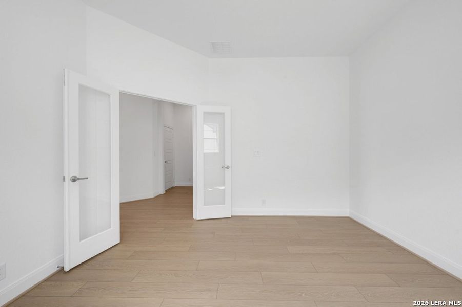 Spacious, unfurnished interior of a new home in The Crossvine 55’, Schertz (Image 17). Spacious, unfurnished interior of a new home in The Crossvine 55’, Schertz (Image 17).
