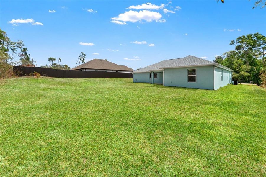 Exterior details and patio area of a home in , Spring Hill (Image 40).