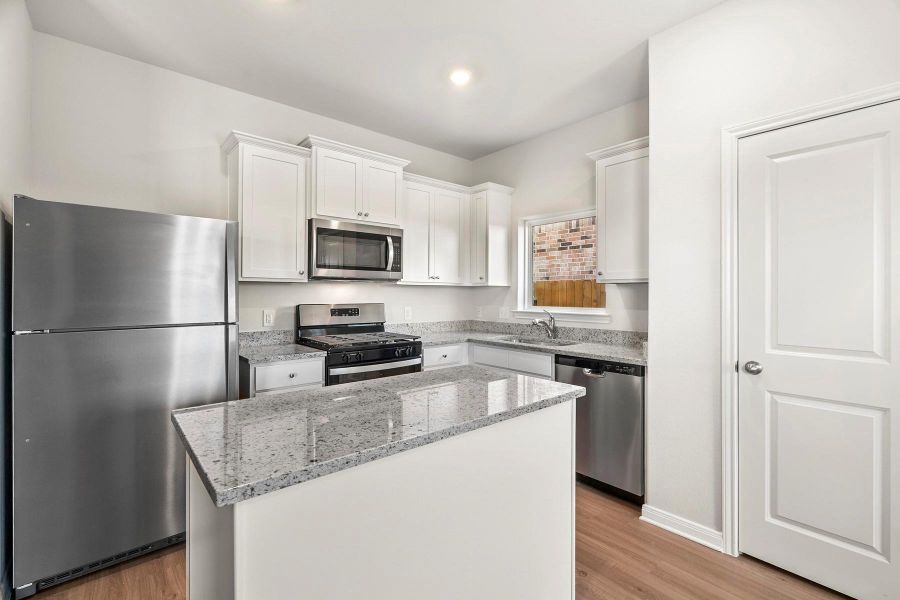 Furnished interior view inside a new home in Freeman Ranch, Katy (Image 6).