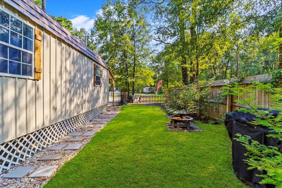 The perfect spot to enjoy quiet evenings and conversation around the fire! The perfect spot to enjoy quiet evenings and conversation around the fire!