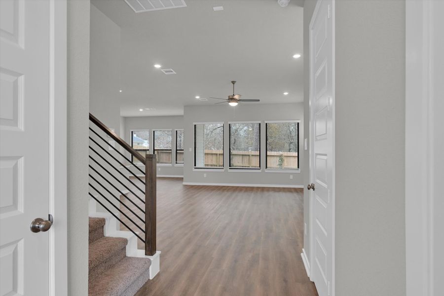 Spacious, unfurnished interior of a new home in Summer Place 35', Montgomery (Image 23). Spacious, unfurnished interior of a new home in Summer Place 35', Montgomery (Image 23).
