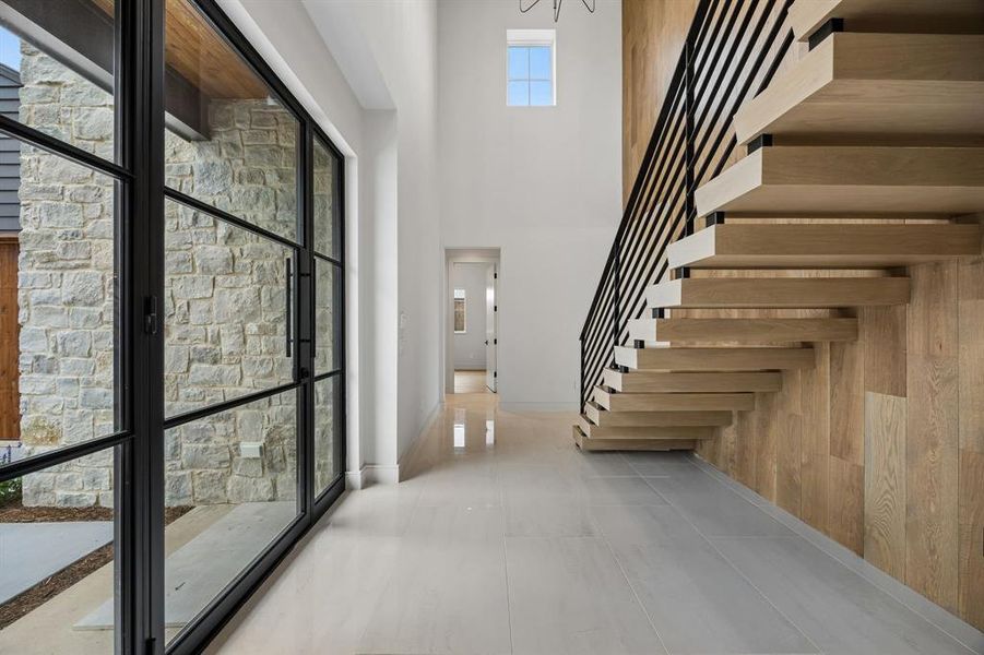 Spacious, unfurnished interior of a new home in , Coppell (Image 17). Spacious, unfurnished interior of a new home in , Coppell (Image 17).