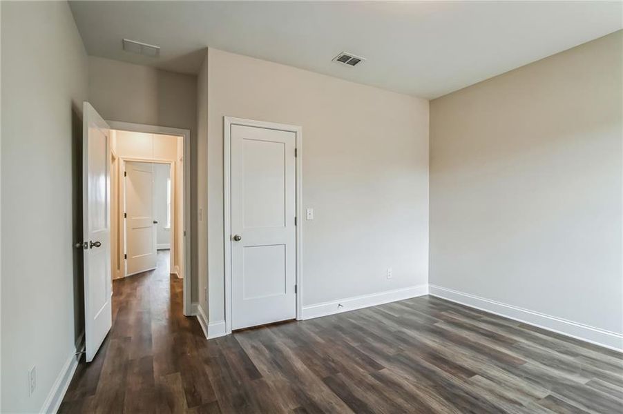 Spacious, unfurnished interior of a new home in Maddox Landing, Hoschton (Image 20).