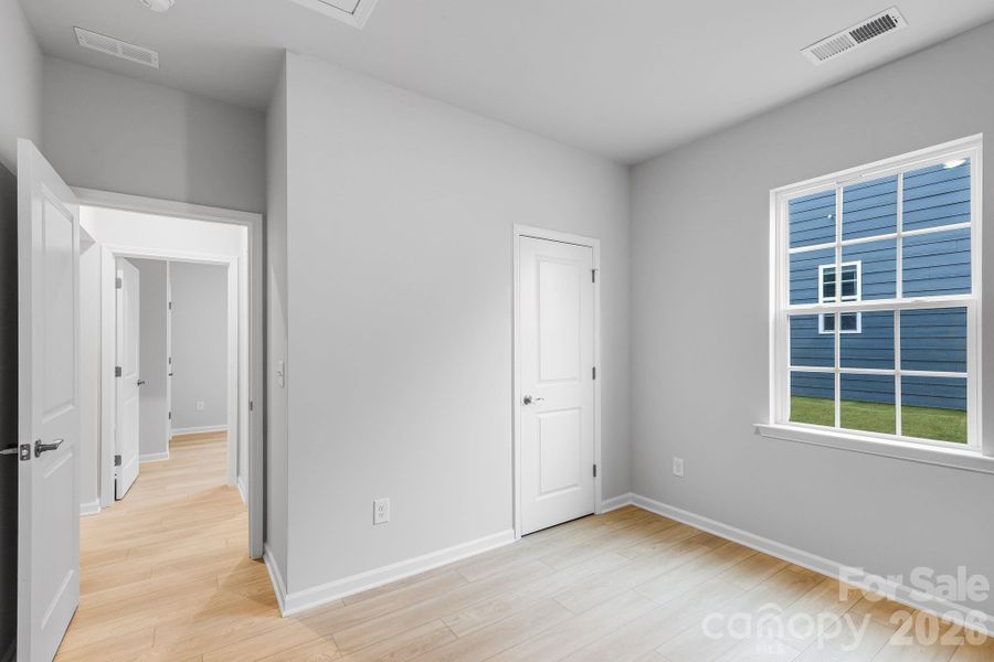 Spacious, unfurnished interior of a new home in Roselyn, Lancaster (Image 17).