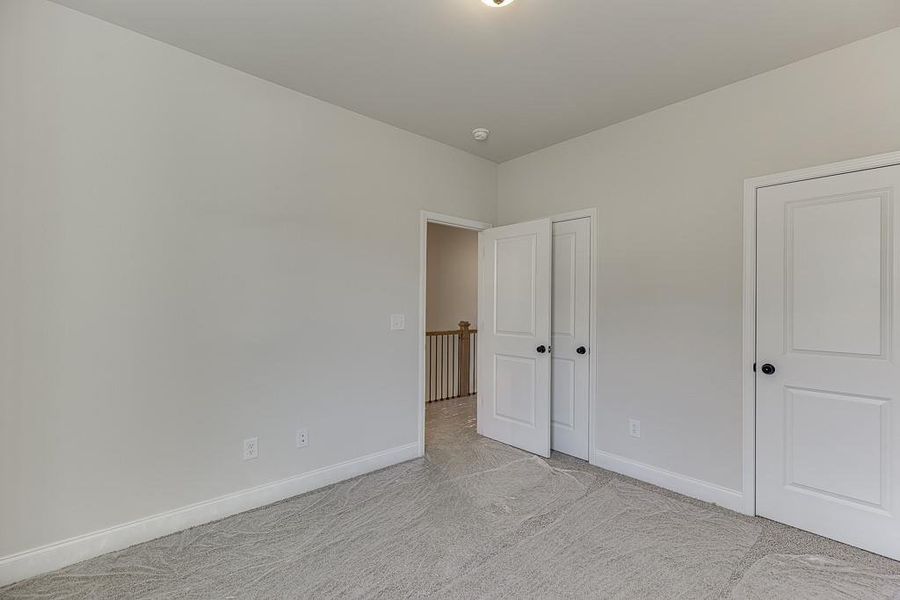 Spacious, unfurnished interior of a new home in , Jefferson (Image 22).