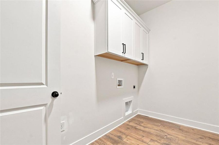 Spacious, unfurnished interior of a new home in , Ellijay (Image 50).