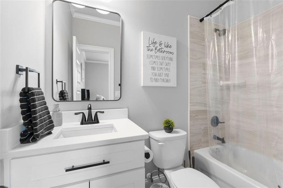 Furnished interior view inside a new home in , Smyrna (Image 7).