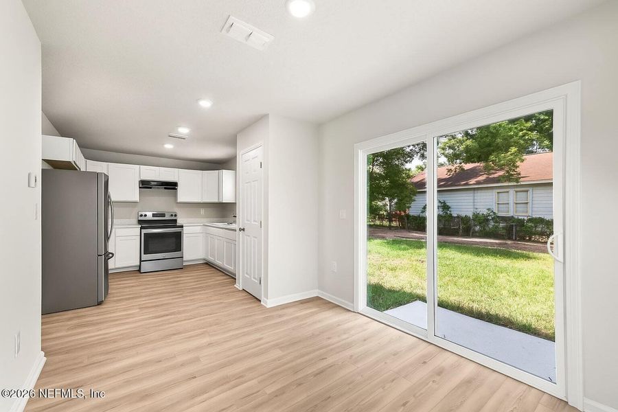 Spacious, unfurnished interior of a new home in , Jacksonville (Image 15). Spacious, unfurnished interior of a new home in , Jacksonville (Image 15).