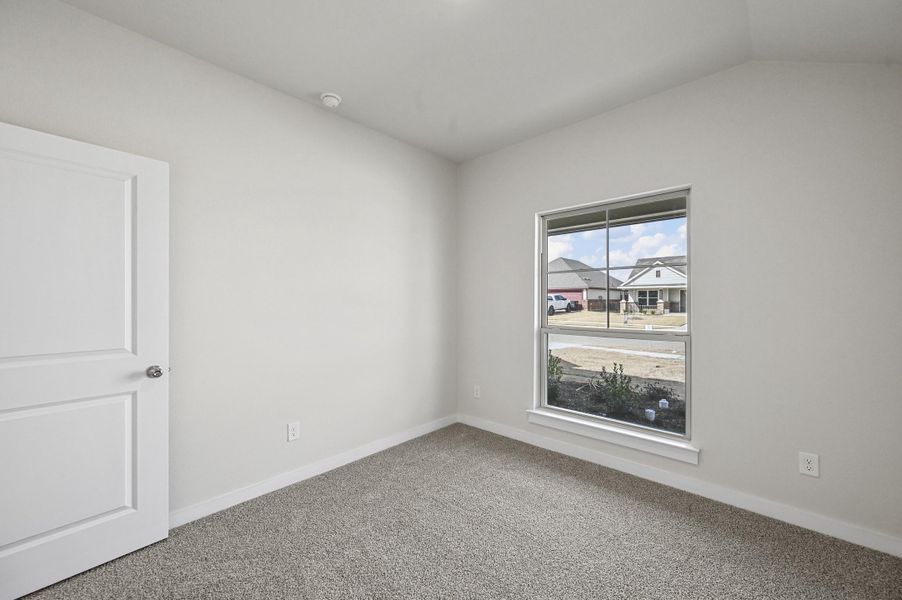 Representative unfurnished interior of a home built from the Cambria I by Cheldan Homes in Craftsmen's Corner, Cleburne (Image 68).