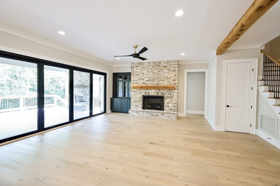 Spacious, unfurnished interior of a new home in Hidden River, Signal Mountain (Image 76). Spacious, unfurnished interior of a new home in Hidden River, Signal Mountain (Image 76).