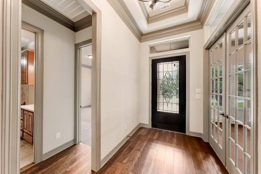 Representative unfurnished interior of a home built from the The Ridgeline by Whitestone Custom Homes in Johnson Ranch, Bulverde (Image 16). Representative unfurnished interior of a home built from the The Ridgeline by Whitestone Custom Homes in Johnson Ranch, Bulverde (Image 16).