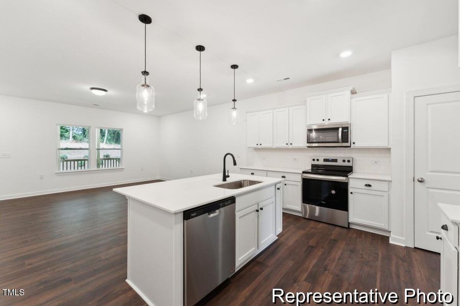 LRY 1091 Devin 2098 EC3 IO (4)_REP