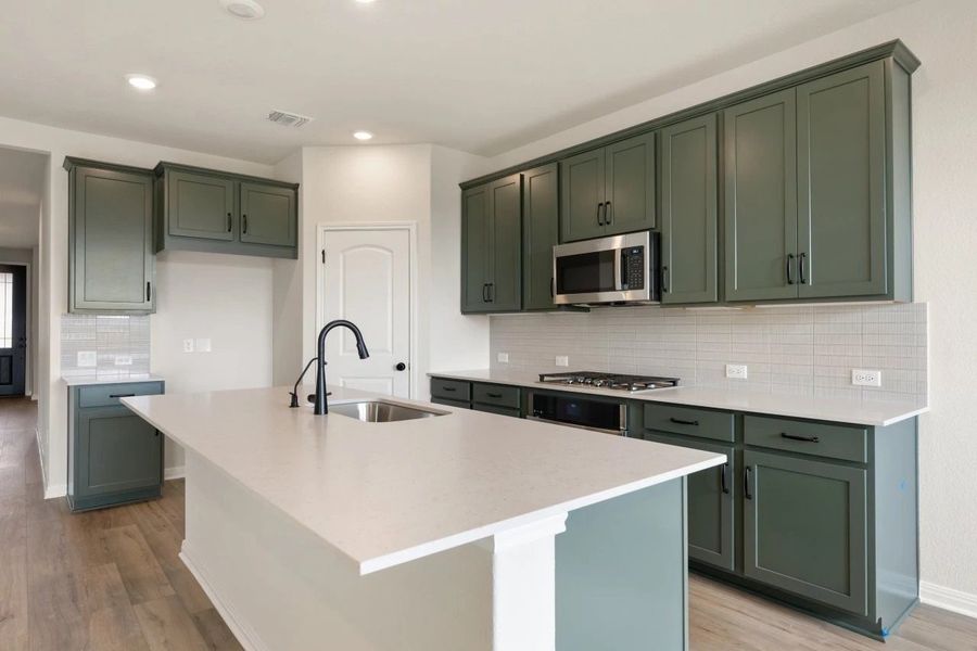 Furnished interior view inside a new home in Berry Creek Highlands, Georgetown (Image 9).