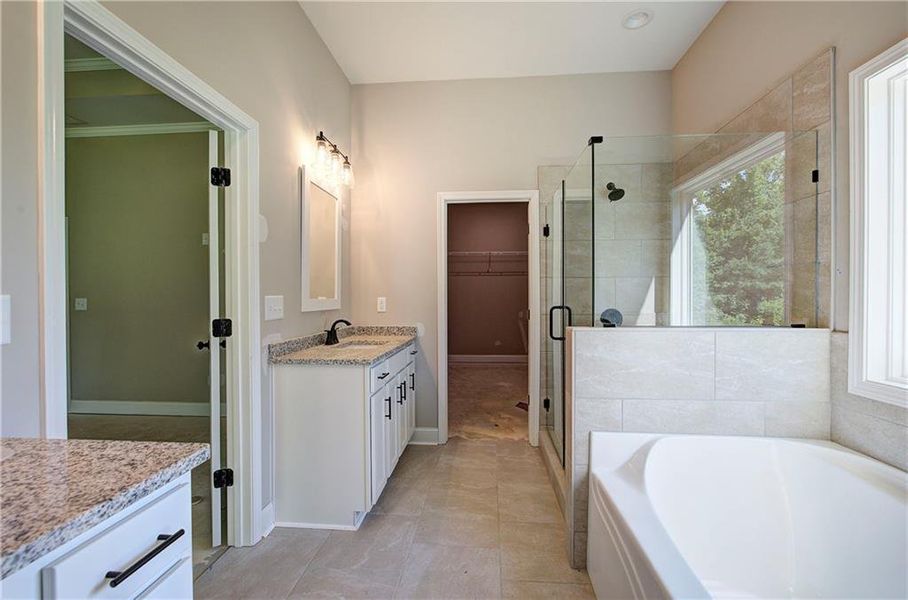 Furnished interior view inside a new home in , Dallas (Image 6).