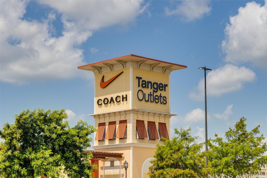 Image 12 of a home in . Image 12 of a home in .