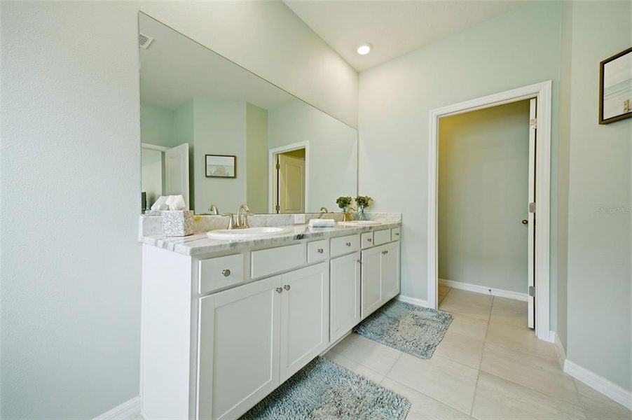 Furnished interior view inside a new home in Solera at Lakewood Ranch, Bradenton (Image 13).