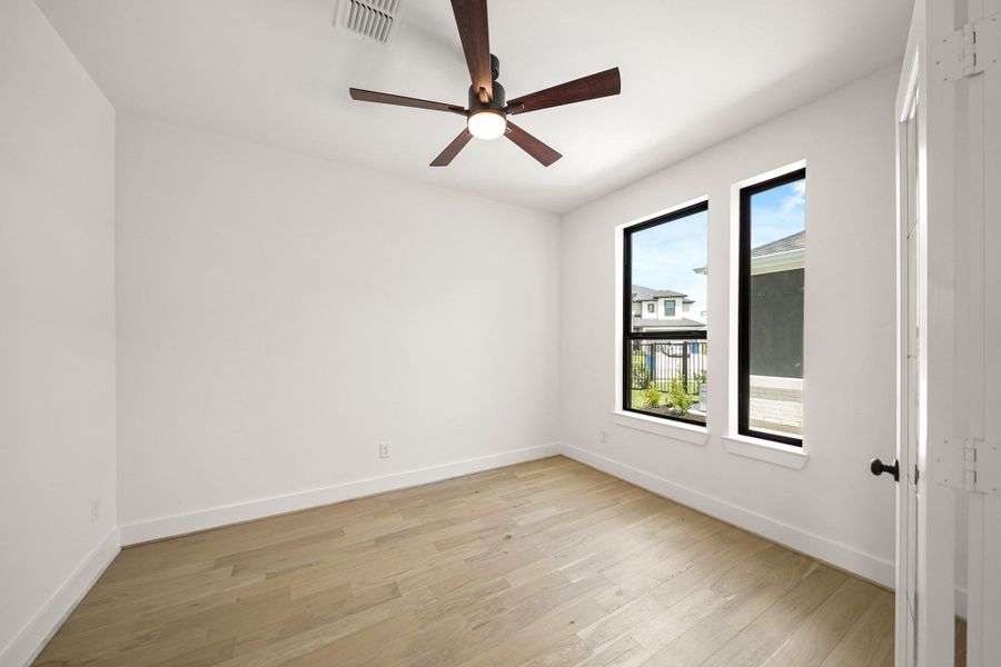 Spacious, unfurnished interior of a new home in Bridgeland 45', 50', 70', Cypress (Image 10).