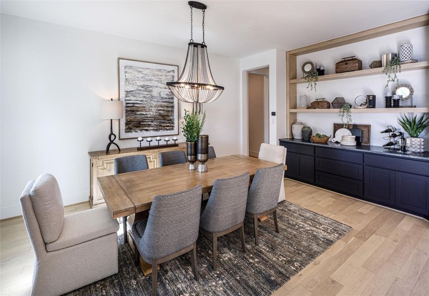 Displayed photo represents a comparable floorplan and is not of the actual property Displayed photo represents a comparable floorplan and is not of the actual property