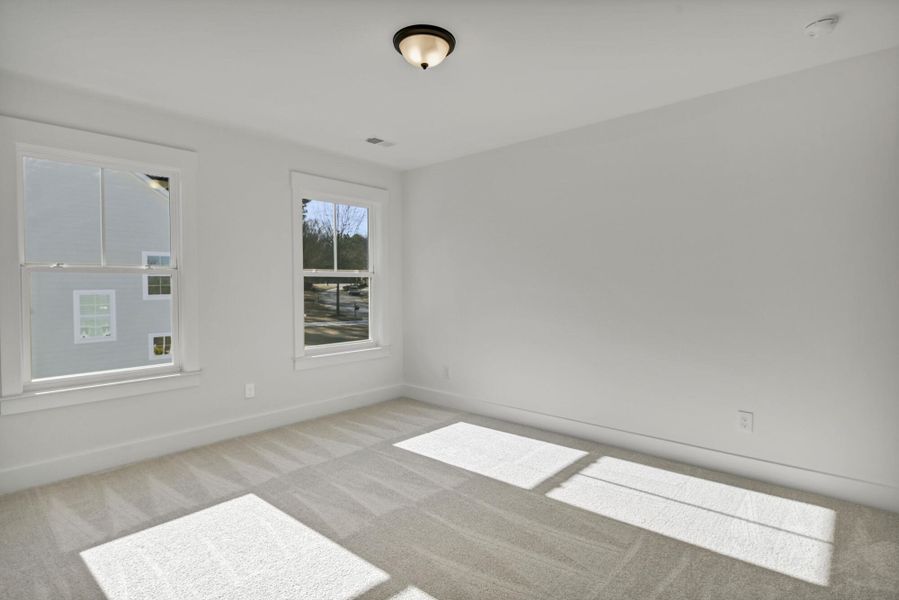 Spacious, unfurnished interior of a new home in Clubside Reserve at Summerlake, Lexington (Image 49).