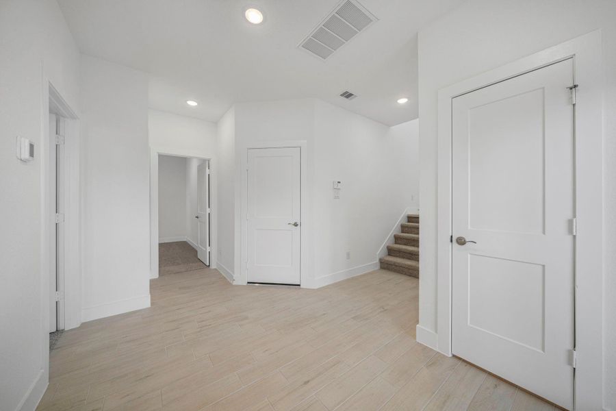 Spacious, unfurnished interior of a new home in Bridgeland, Cypress (Image 23). Spacious, unfurnished interior of a new home in Bridgeland, Cypress (Image 23).