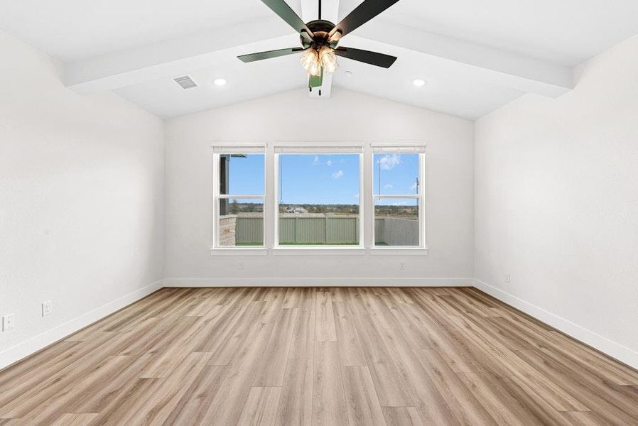 Spacious, unfurnished interior of a new home in Santa Rita Ranch, Liberty Hill (Image 17).
