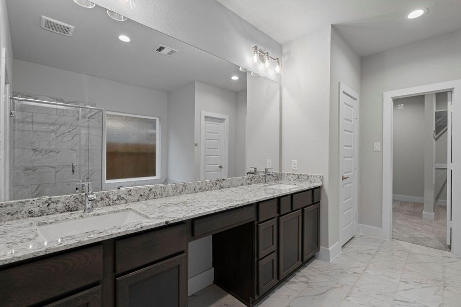 Furnished interior view inside a new home in Barton Creek Ranch, Conroe (Image 5). Furnished interior view inside a new home in Barton Creek Ranch, Conroe (Image 5).