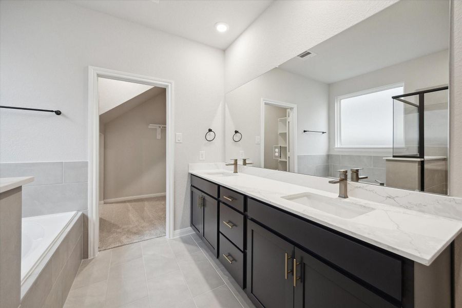Furnished interior view inside a new home in Elyson, Katy (Image 8).