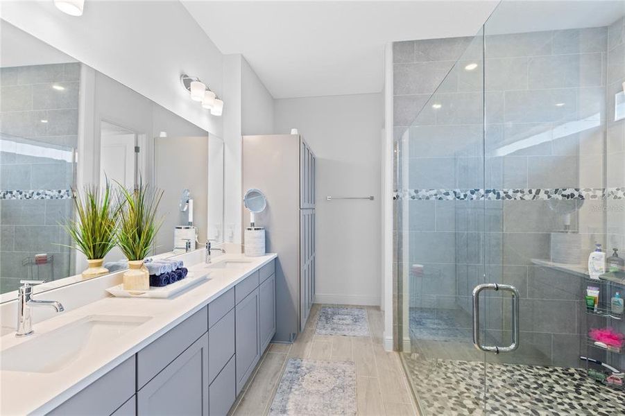 Furnished interior view inside a new home in Laureate Park, Orlando (Image 17).