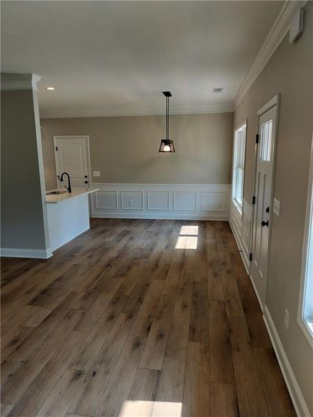 Spacious, unfurnished interior of a new home in , Franklin Springs (Image 20).