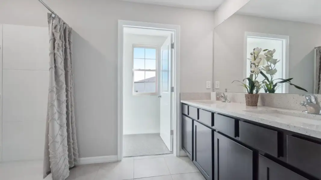Furnished interior view inside a new home in Balm Grove, Wimauma (Image 15).