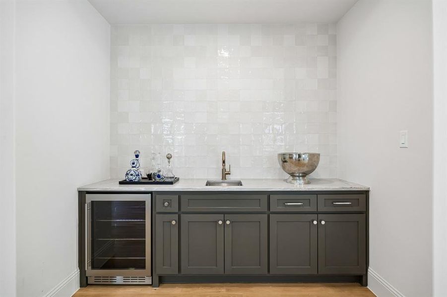 Furnished interior view inside a new home in , Dallas (Image 19). Furnished interior view inside a new home in , Dallas (Image 19).