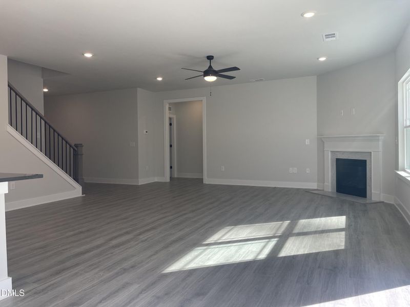 20F6AEAF-48F7-4F8B-B387-0ED444DA4AF3