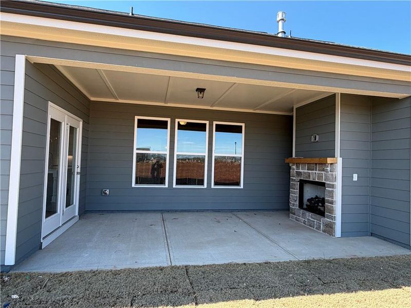 Exterior details and patio area of a home in , Jefferson (Image 29).