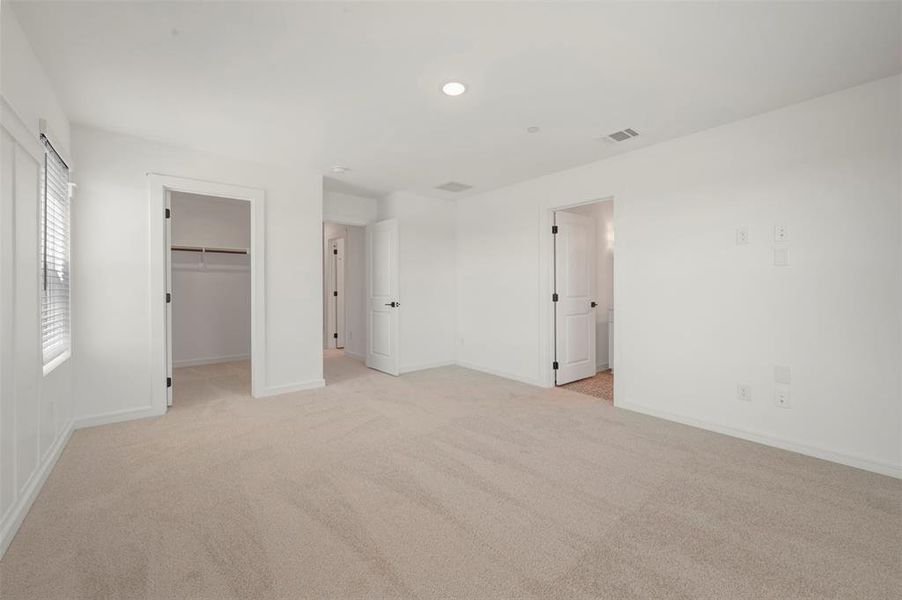 Spacious, unfurnished interior of a new home in Providence Commons, Providence Village (Image 13).