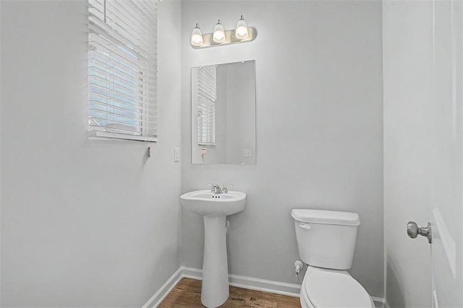 Furnished interior view inside a new home in , Grayson (Image 15).