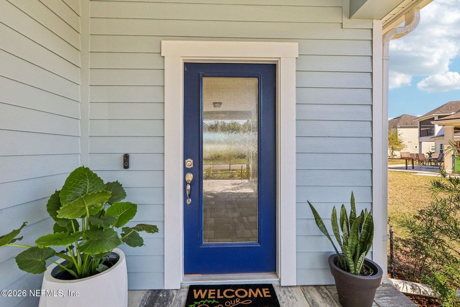 Exterior details and patio area of a home in Beacon Lake, St. Augustine (Image 4).