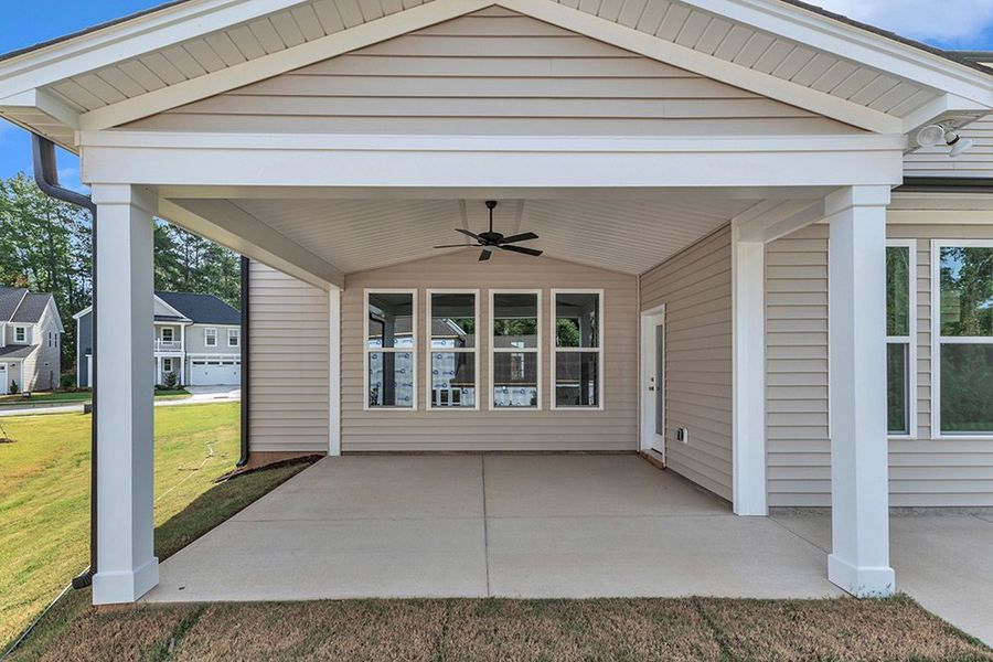 Representative exterior details of a home built from the The Hampton by RobuckHomes in Kennebec Crossing, Angier (Image 63). Representative exterior details of a home built from the The Hampton by RobuckHomes in Kennebec Crossing, Angier (Image 63).
