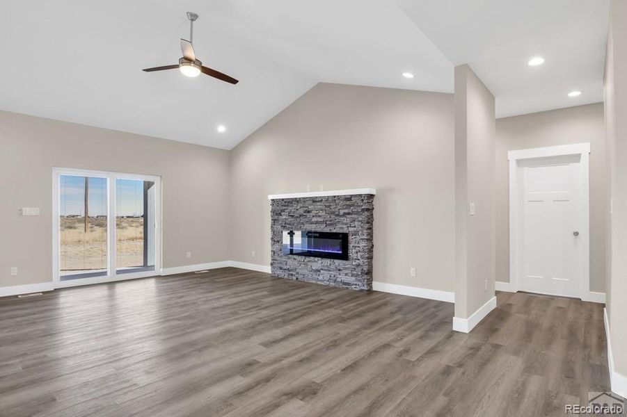 Spacious, unfurnished interior of a new home in , Pueblo (Image 23).