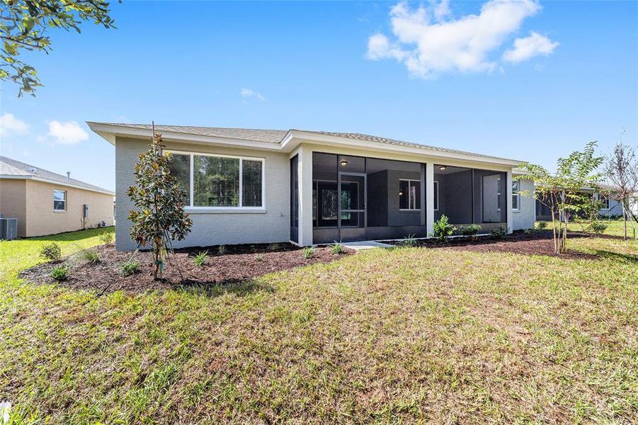 Exterior details and patio area of a home in , Ocala (Image 23).