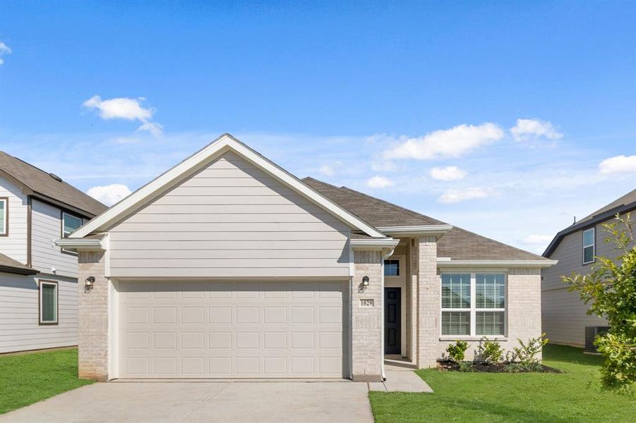 Front exterior of a new home in Retreat at Fossil Creek, Fort Worth, TX, highlighting curb appeal (Image 1). Front exterior of a new home in Retreat at Fossil Creek, Fort Worth, TX, highlighting curb appeal (Image 1).
