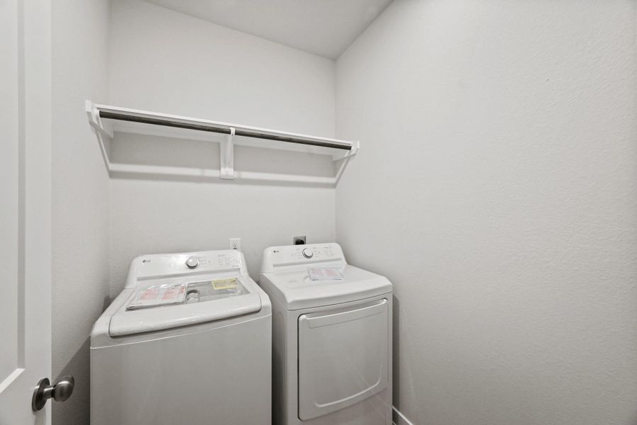 Close-up of interior finishes inside a home in Magnolia Springs, Montgomery (Image 13).