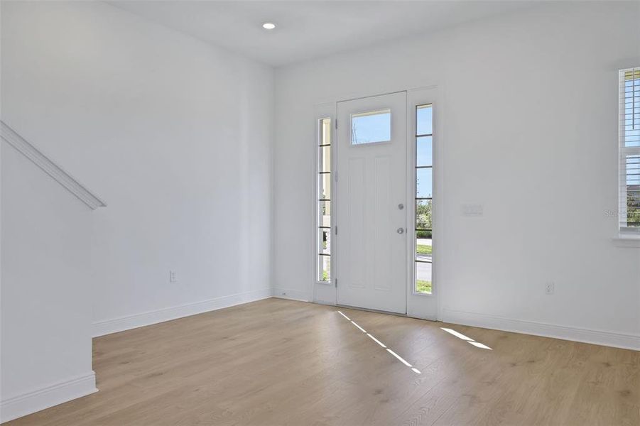 Spacious, unfurnished interior of a new home in , St. Cloud (Image 23).