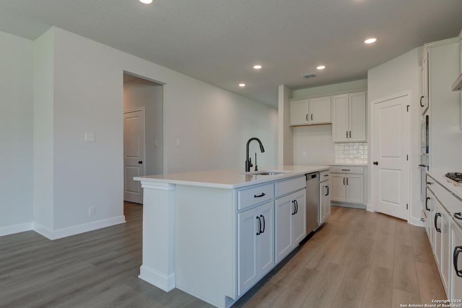 Furnished interior view inside a new home in Arcadia Ridge, San Antonio (Image 9). Furnished interior view inside a new home in Arcadia Ridge, San Antonio (Image 9).