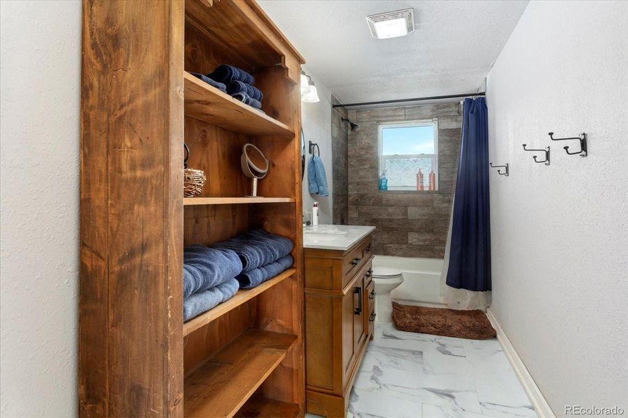 ADU Full Bath - Upstarirs