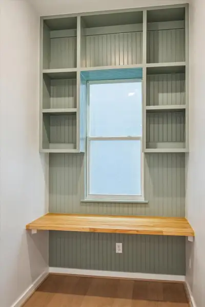 Spacious, unfurnished interior of a new home in , Houston (Image 11).